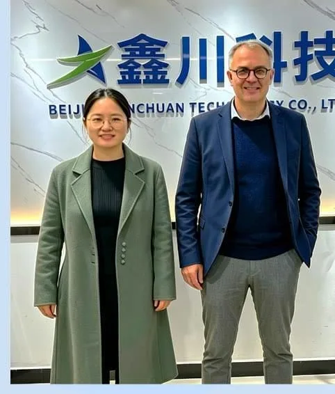 Group photo with a European customer